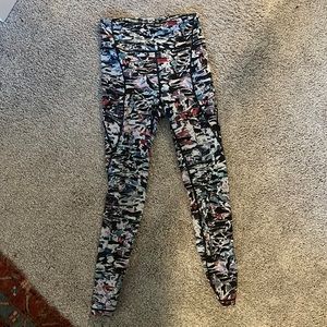 Lululemon Size 6 leggings